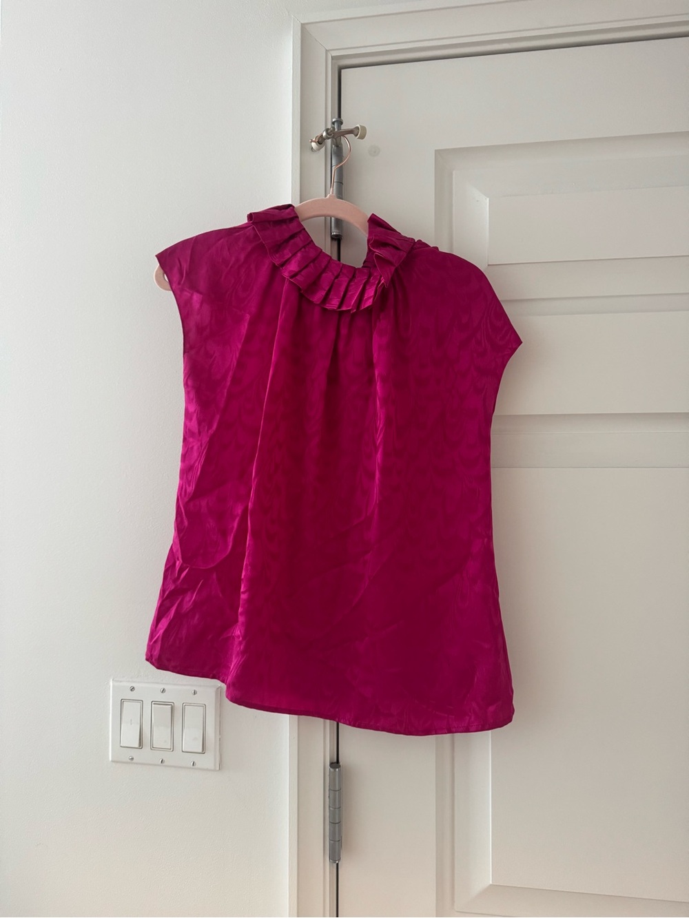 Women's geren ford Pleated Neck Sleeveless Top - Fuchsia Pink